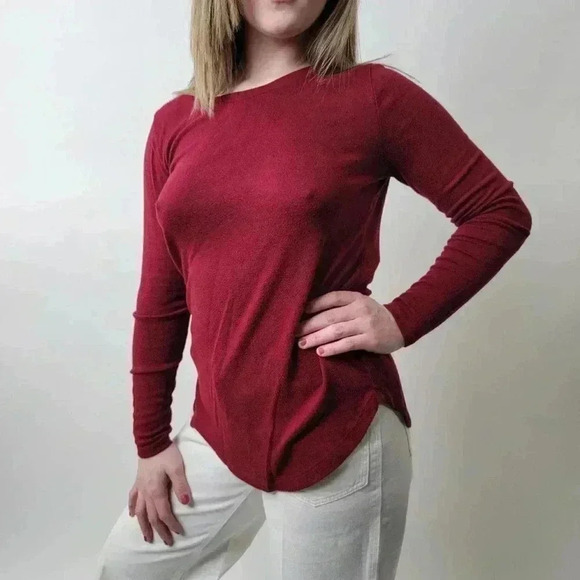 Old Navy Paper Thin Long Sleeve Heather Red - S - Picture 3 of 7